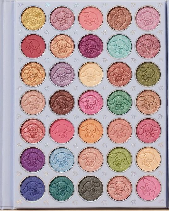 Hello Kitty 35-Color Pink Eyeshadow Palette