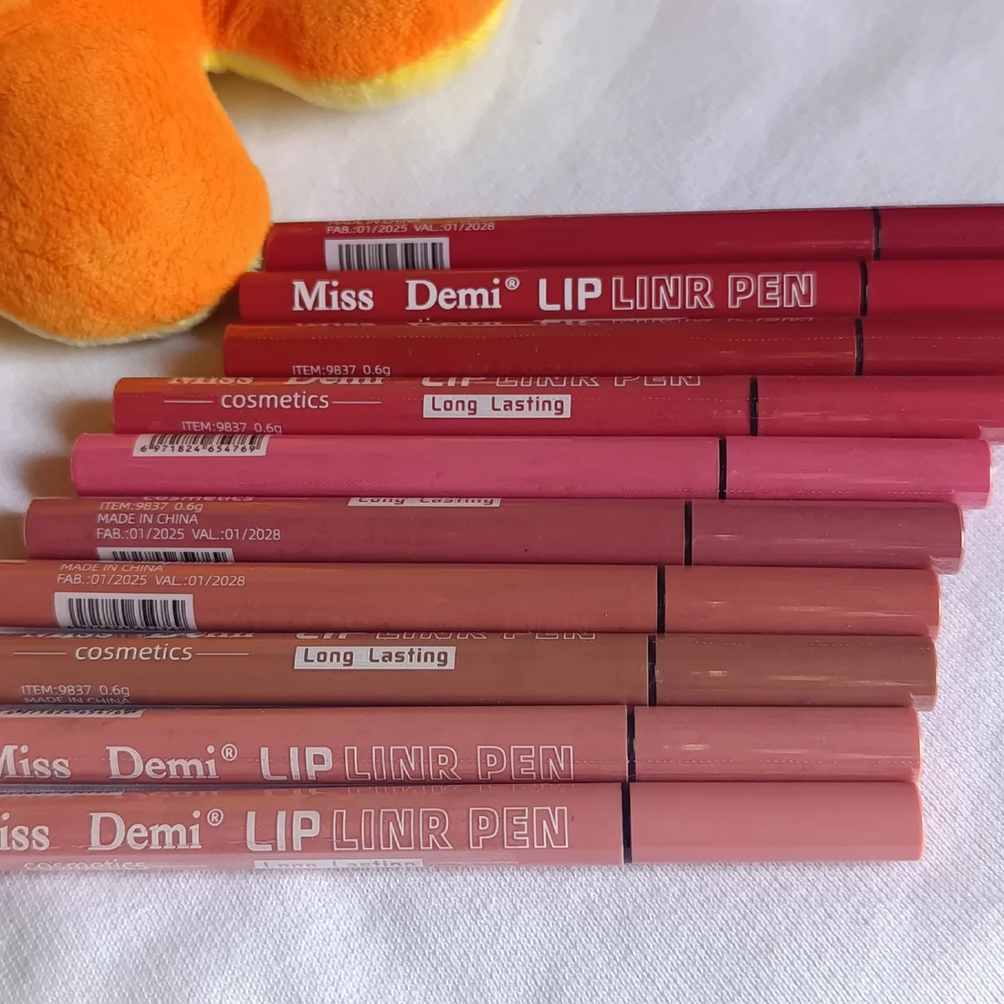 MISS DEMI Lip Liner Pen