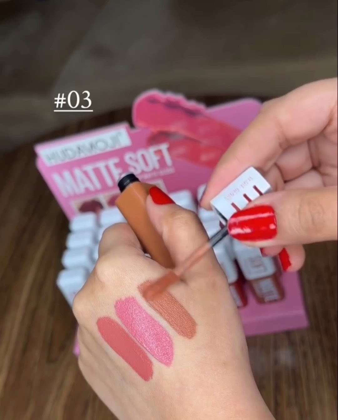 HUDAMOJI Matte Lip Gloss